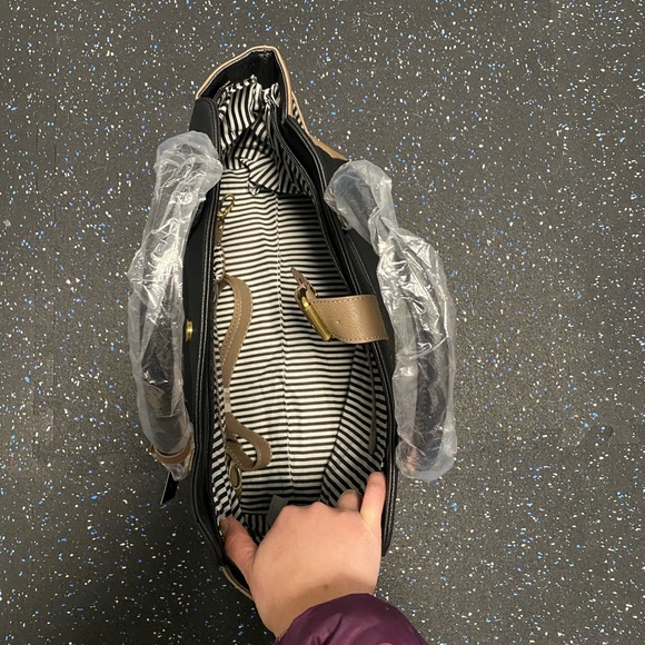 JustFab Brown/Black Bag - Picture 8 of 11